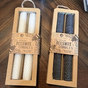 Northern Lights et of Beeswax Candles 2 Sets Tapers White & Black Hand  Rolled